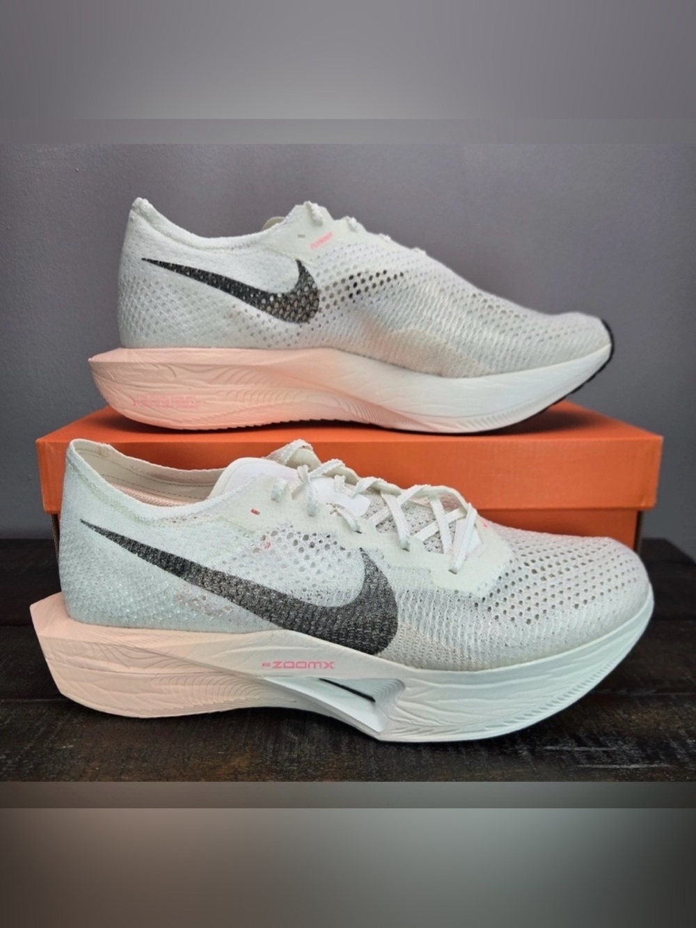 Nike Zoomx Vaporfly Next% 3 Sail-Crimson-Guava Ice-Womens Sz 7.5 DV4130-103 NEW - Picture 2 of 9